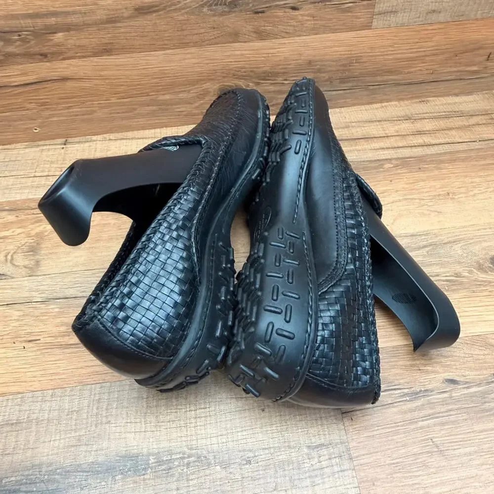 Cole Haan Women's size 10B Black Leather Woven  Loafers Shoes